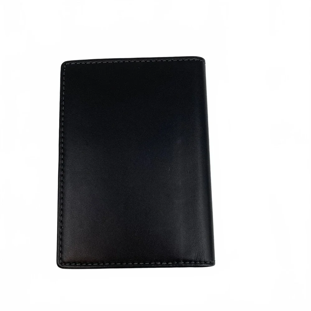 Coach this passport